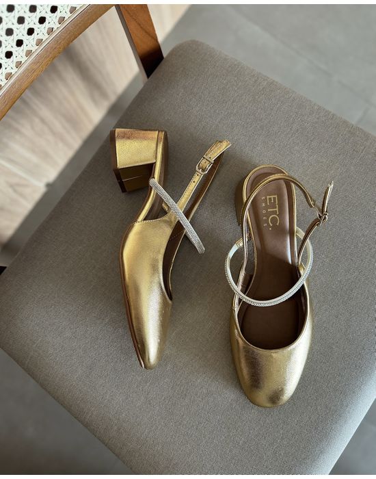 Scarpin dourado outlet com brilho