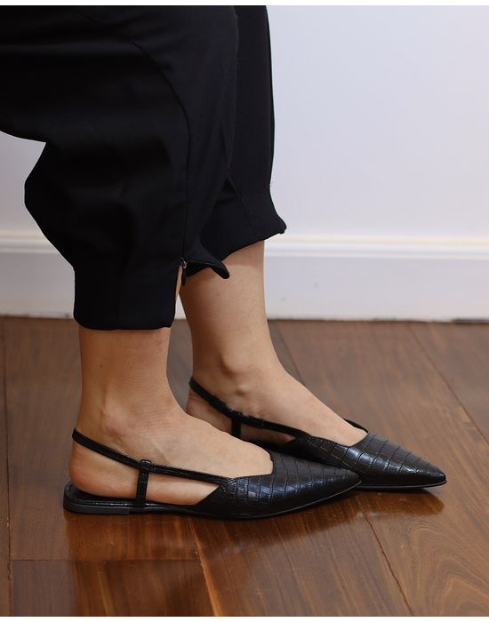 SLINGBACK PAULA PRETO TEXTURA CROCO E BICO FINO