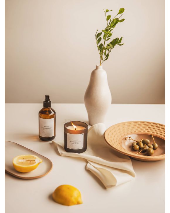 VELA AROMÁTICA PACHOULI ERVAS E LIMÃO SICILIANO- M... - AUGUST