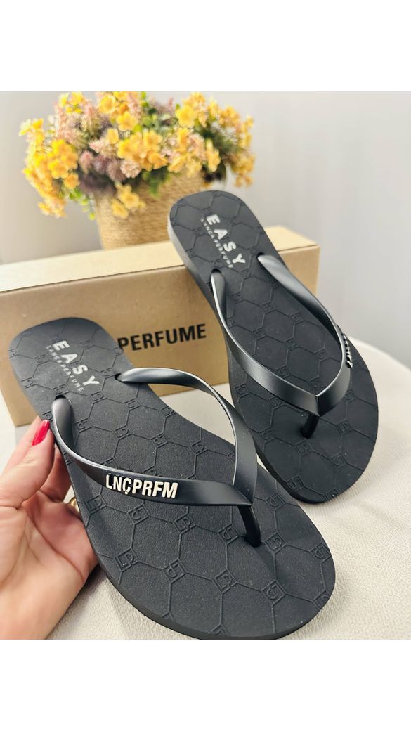 Chinelo Lança Perfume EASY preto - Beaberry | Loja Oficial