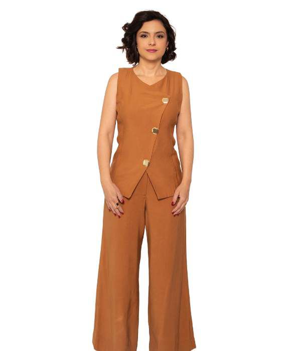 Colete Irregular Marina Castanho