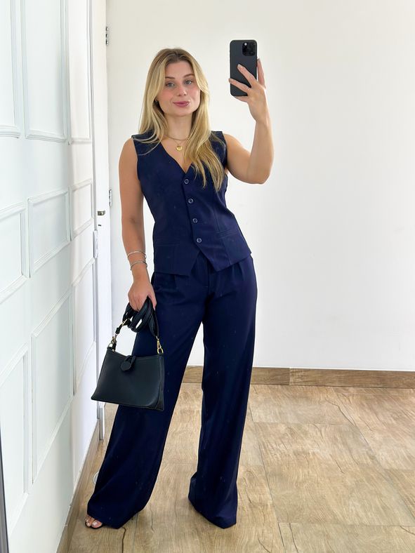 Conjunto Alfaiataria Calça e Colete Azul Marinho