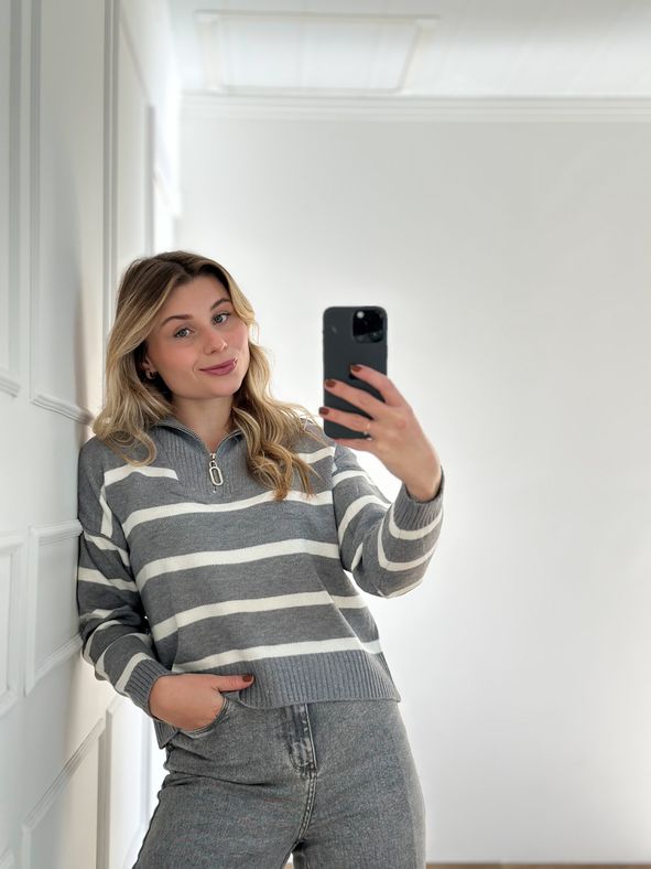 Blusa Modal Listrada Cinza