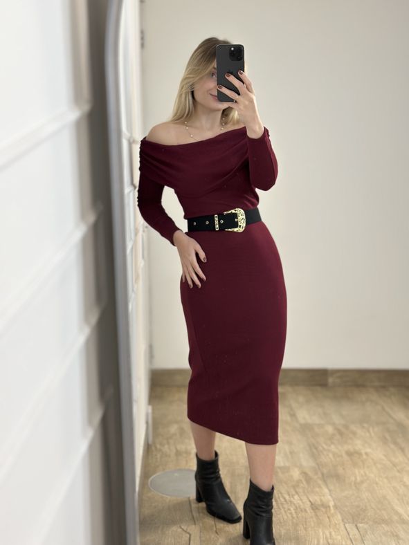 Vestido Ombro a Ombro Midi Vinho