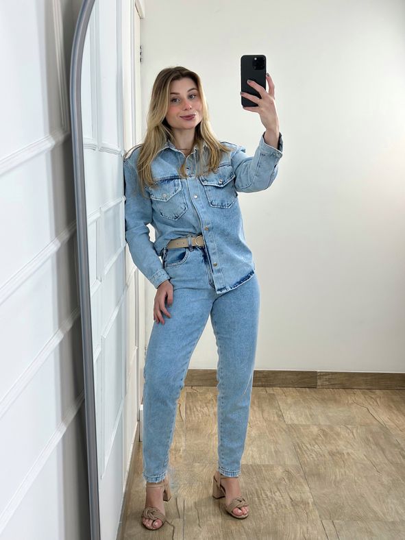 Calça Mom Jeans Clara