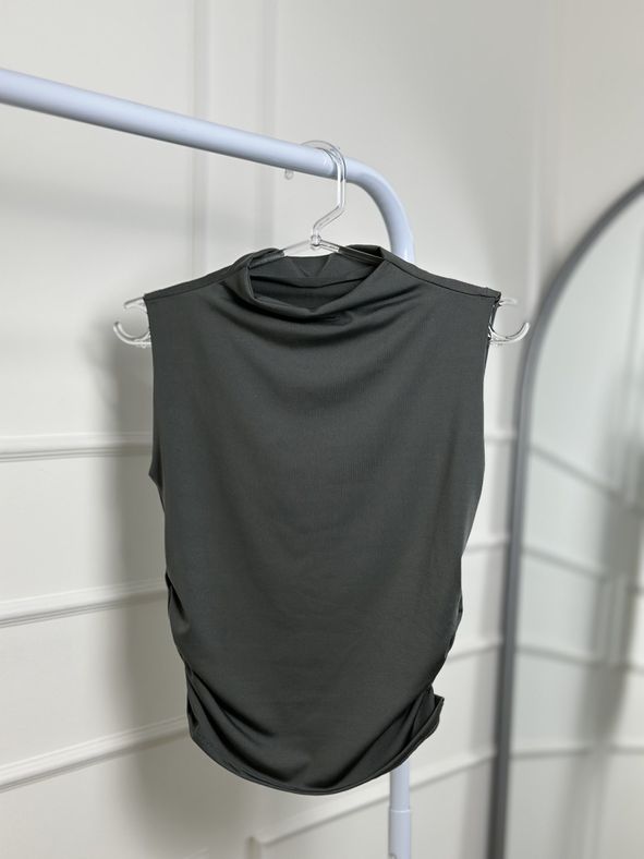 Blusa Poliamida Drapeada Lateral Chumbo