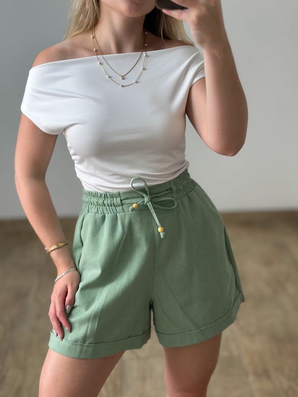 Short de Linho Verde