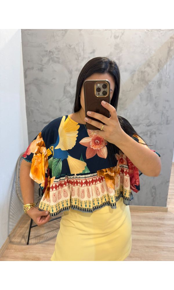 BATA CARLA ESTAMPADA VISCOSE COM BABADO NA MANGA ... - Loja Damas