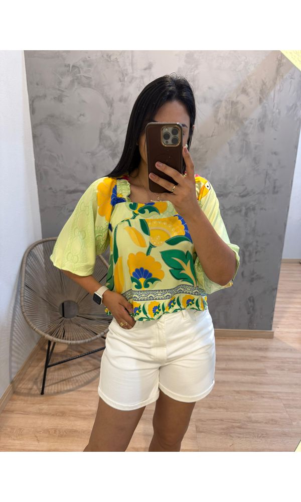 BATA CARLA ESTAMPADA FUNDO VERDE LIMA - 205258 - Loja Damas