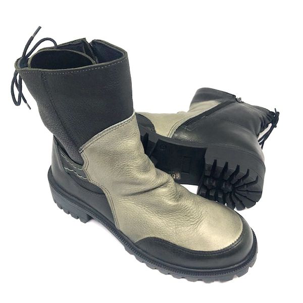 Bota Antônia - preto com nuvem