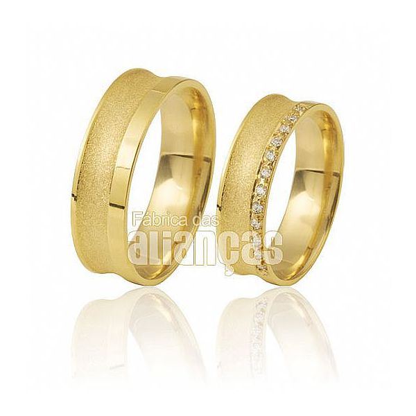 Alianças De Noivado e Casamento Em Ouro Amarelo 18k 0,750 Fa-411 - FA-411 - Fábrica das Alianças