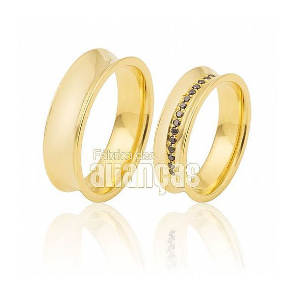 Alianças De Noivado e Casamento Em Ouro Amarelo 18k 0,750 Fa-417 - FA-417 - Fábrica das Alianças