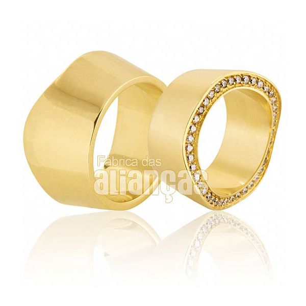 Alianças De Noivado e Casamento Em Ouro Amarelo 18k 0,750 Fa-636 - FA-636 - Fábrica das Alianças