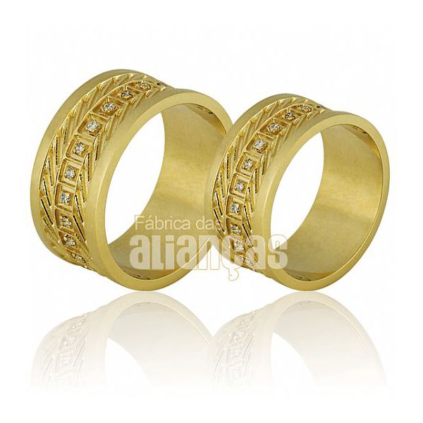 Alianças de Ouro 18k com Diamantes 