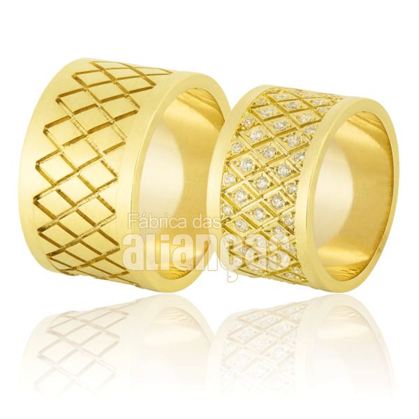 Alianças De Ouro 18k Com Diamantes - FA-895 - Fábrica das Alianças