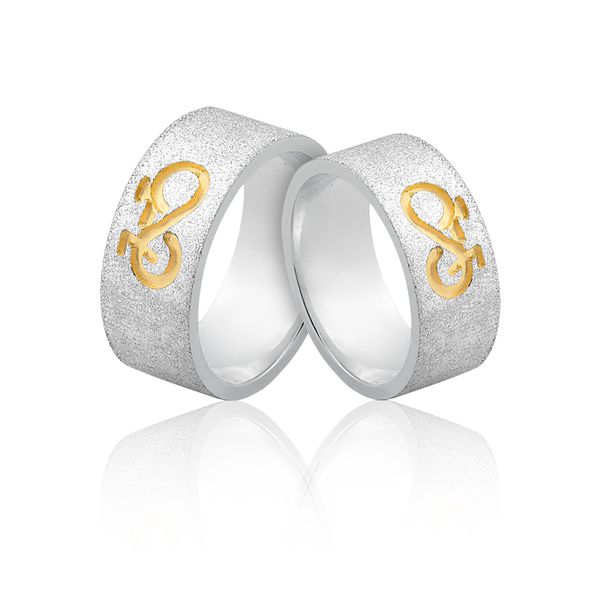 Alianças De Prata e Detalhes Banhado a Ouro