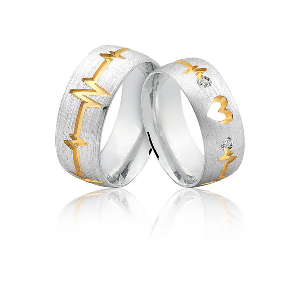 Alianças De Prata e Detalhes Banhado a Ouro