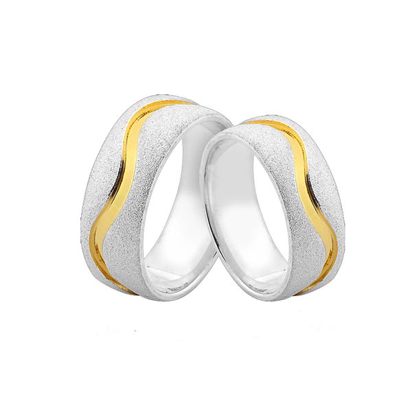 Alianças De Prata e Detalhes Banhado a Ouro