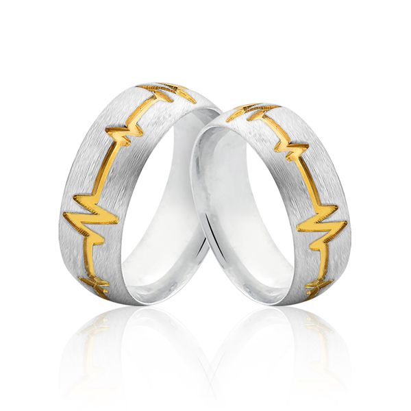 Alianças De Prata e Detalhes Banhado a Ouro