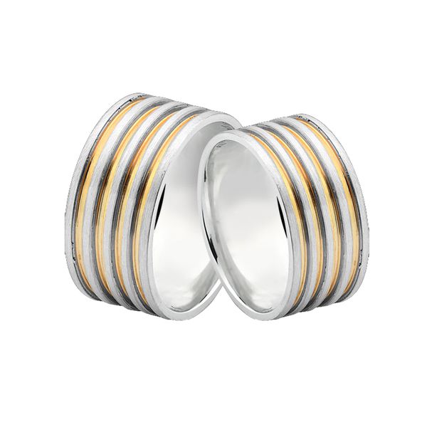 Alianças De Prata e Detalhes Banhado a Ouro