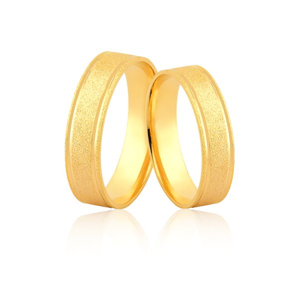 Alianças De Ouro Diamantada Com Friso Polido
