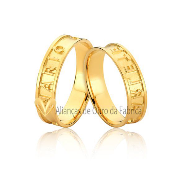 Alianças Delicadas Personalizadas Com Nome Em Ouro