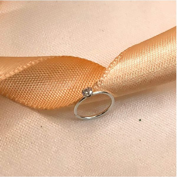 Pircing em Prata - Modelo Nariz com 1 Pedra