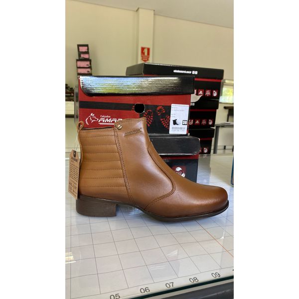 BOTA NEW MONTANA FEM