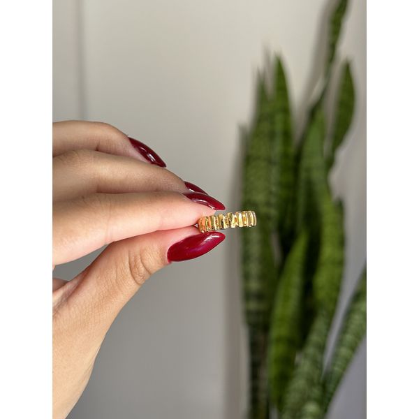 Anel Detalhado Ripado Liso