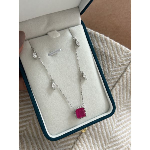 Colar Joinha Pedra Fusion Pink 