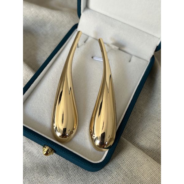 Brinco Gota Pendente Banhado a Ouro 