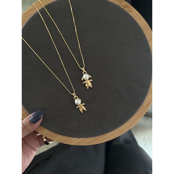 COLAR FILHOS COM PÉROLA BANHADO A OURO 