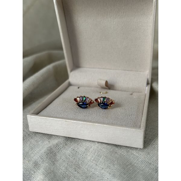 Brinco Olho Colorido