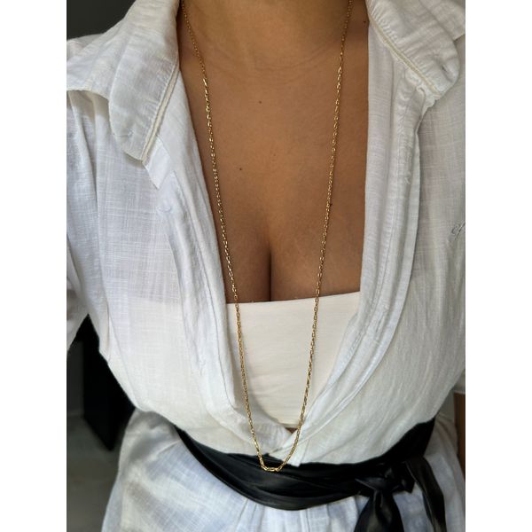 COLAR CORRENTE CARTIER FINA LONGO BANHADO A OURO 