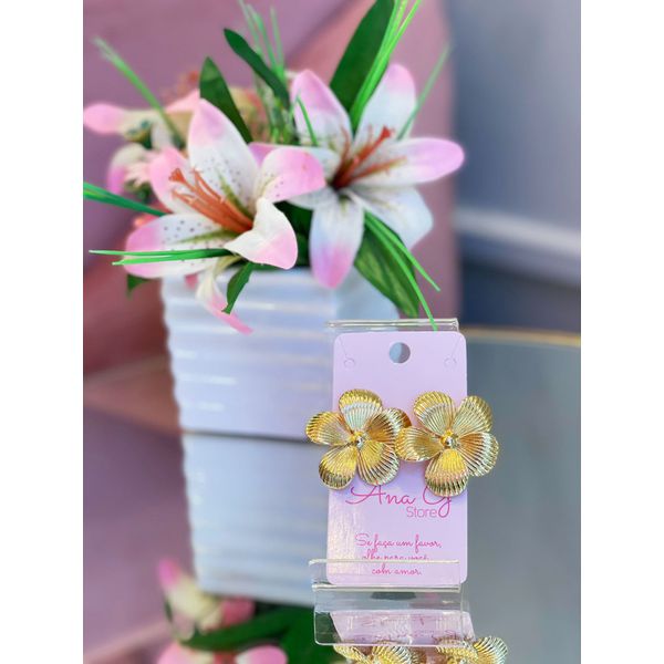 Par de Brincos Louis Vuitton Dourado - Pink Floral Store