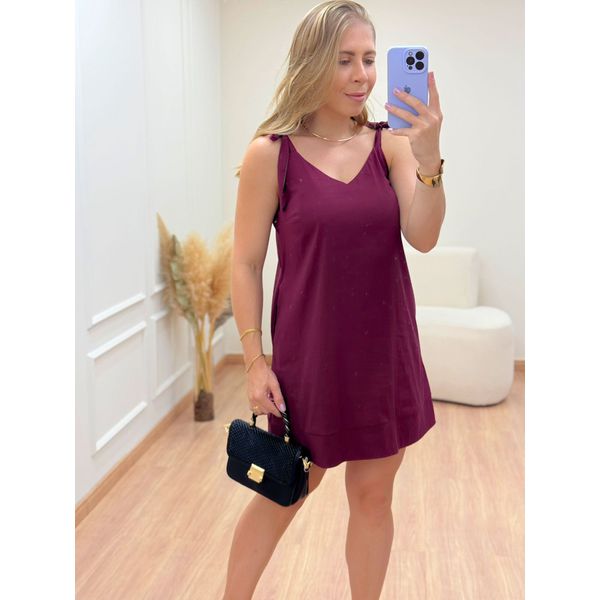 Vestido Kiara Curto Bordo