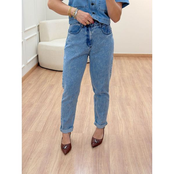 Calça Mom Marmorizada Jeans