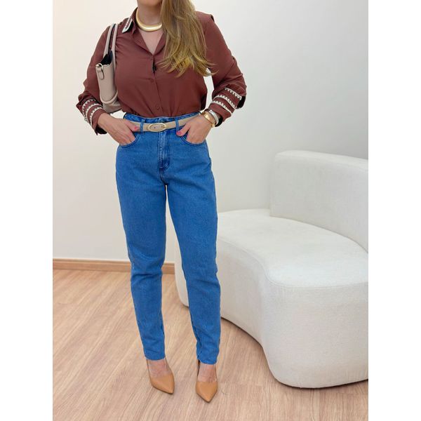 Calça Mom Jeans