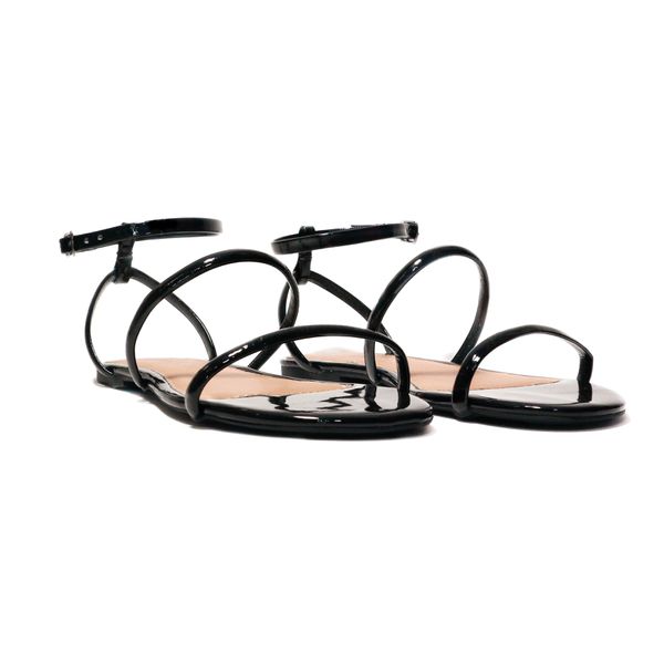 Rasteira Flat - Lucy, Preto.