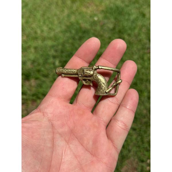 FIVELA REVOLVER ZAMAC AMARELA