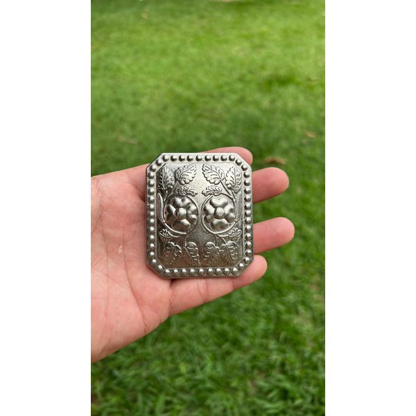 CENTRAL FLOR QUADRADA ZAMAC PREMIUM