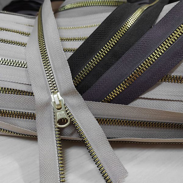 ziper Vislon Bag ZAP Nº 05 Bege e Ouro