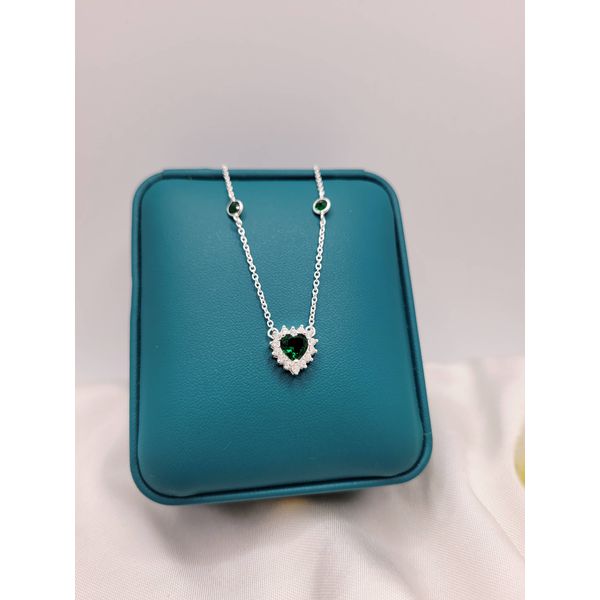 Colar Choker Em Prata 925 De Coração Cravejado Com Zircônia Verde