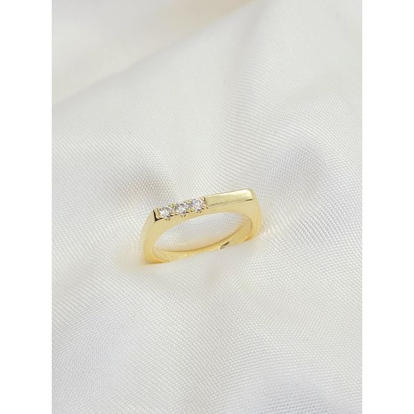 Anel Com Três Zircônias Banhado à Ouro