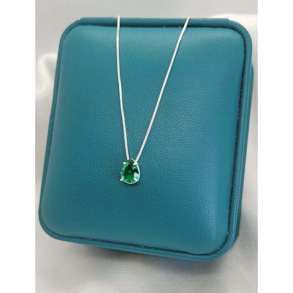 Colar Em Prata 925 Com Pingente De Gota Verde