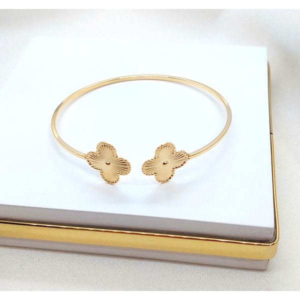 Bracelete Trevo Banhado a Ouro 