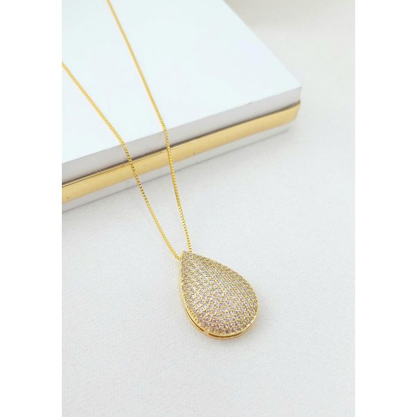 Colar Gota Grande Cravejada em Zircônias Banhado a Ouro 