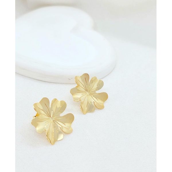 Brinco Flor Banhado a Ouro 