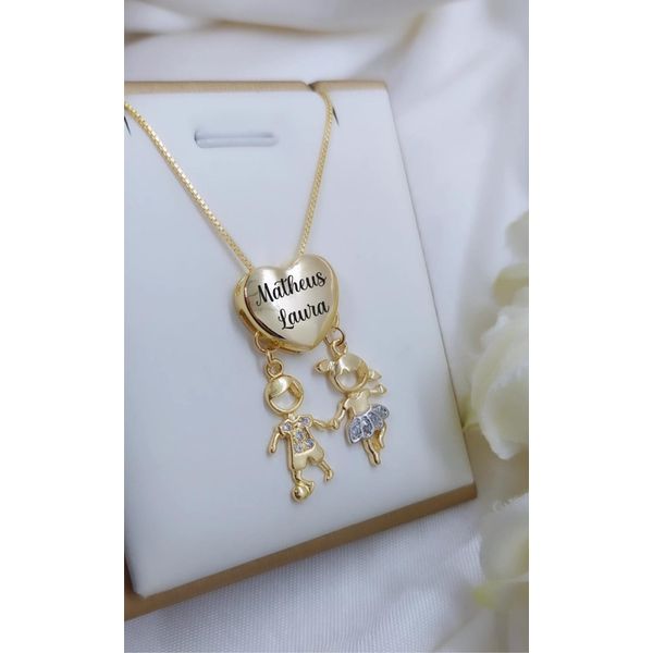 Colar Coração Personalizável Com Dois Nomes e Pingentes De Filhos Banhado a Ouro