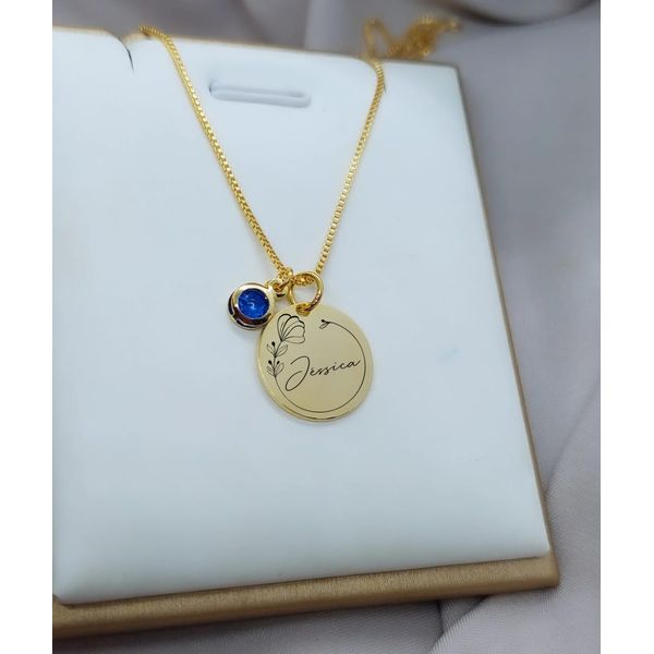 Colar Personalizado Banhado a Ouro Com Detalhe Azul Escuro